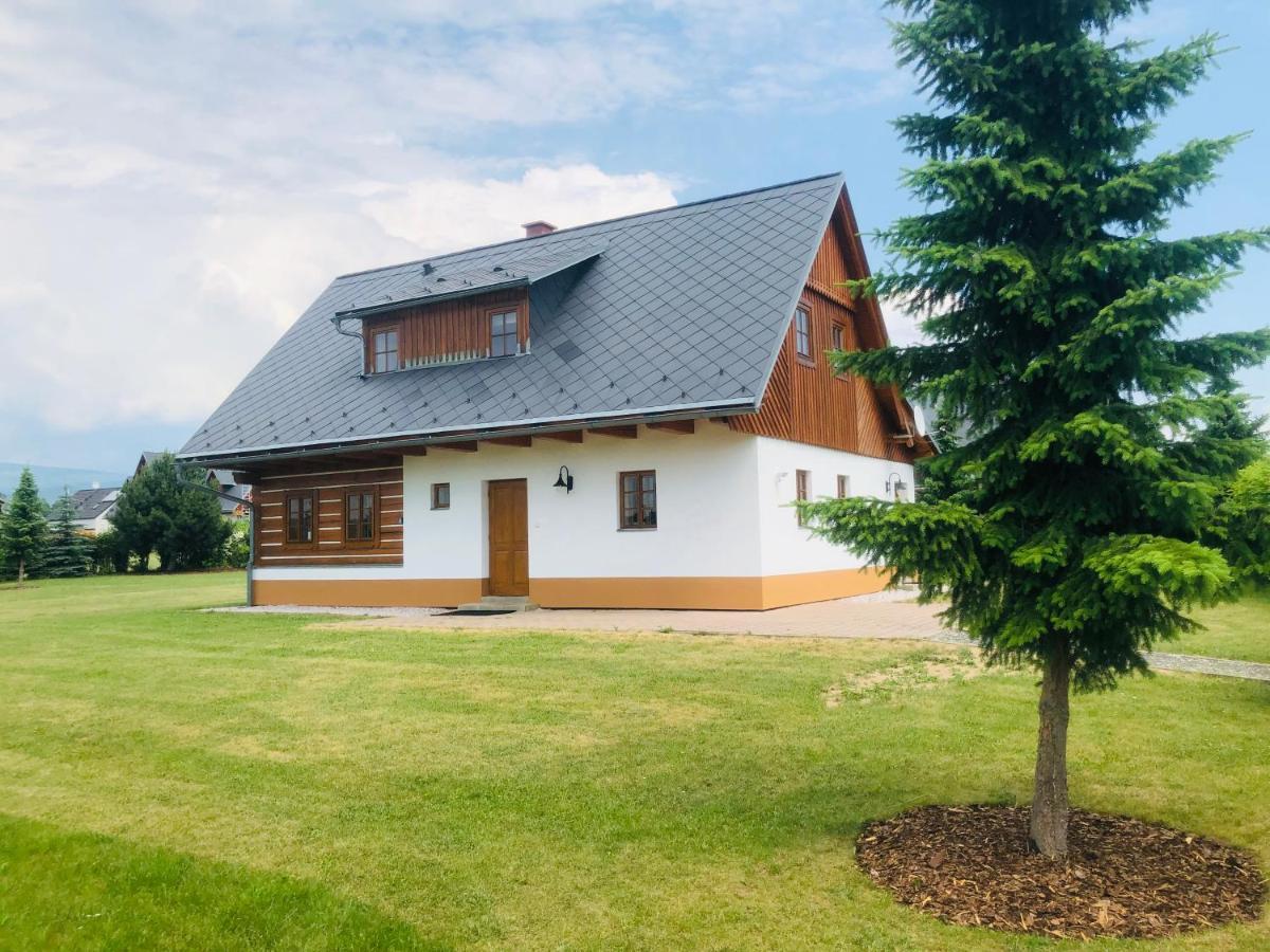 Villa Roubenka Adél Vrchlabí Exterior foto